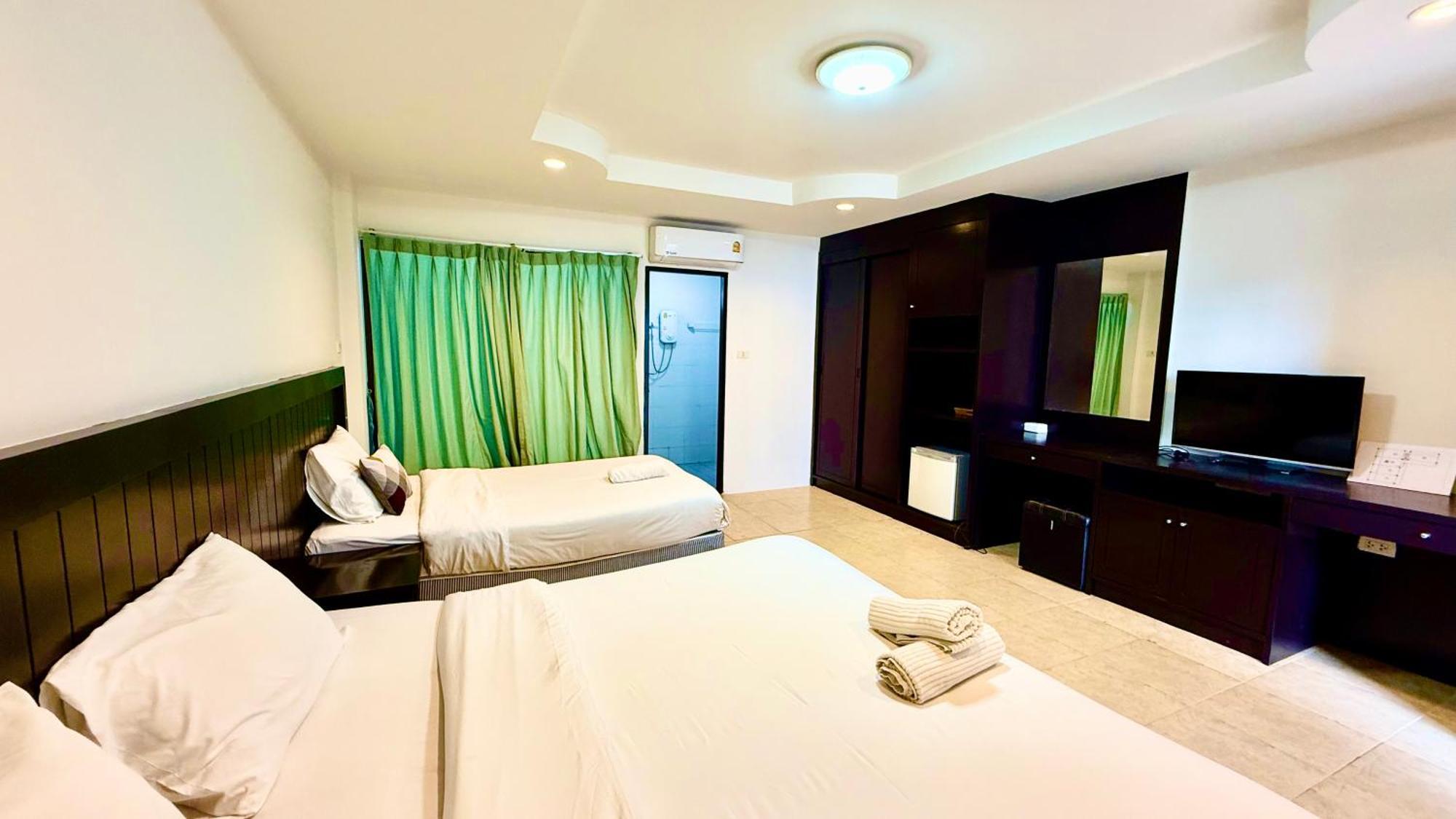 Hill Side Patong Hotel Eksteriør billede